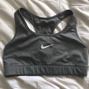 Nike pro
